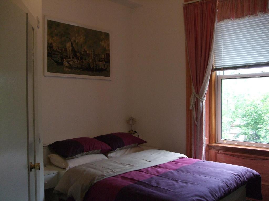 Bed & Breakfast Swan Lake