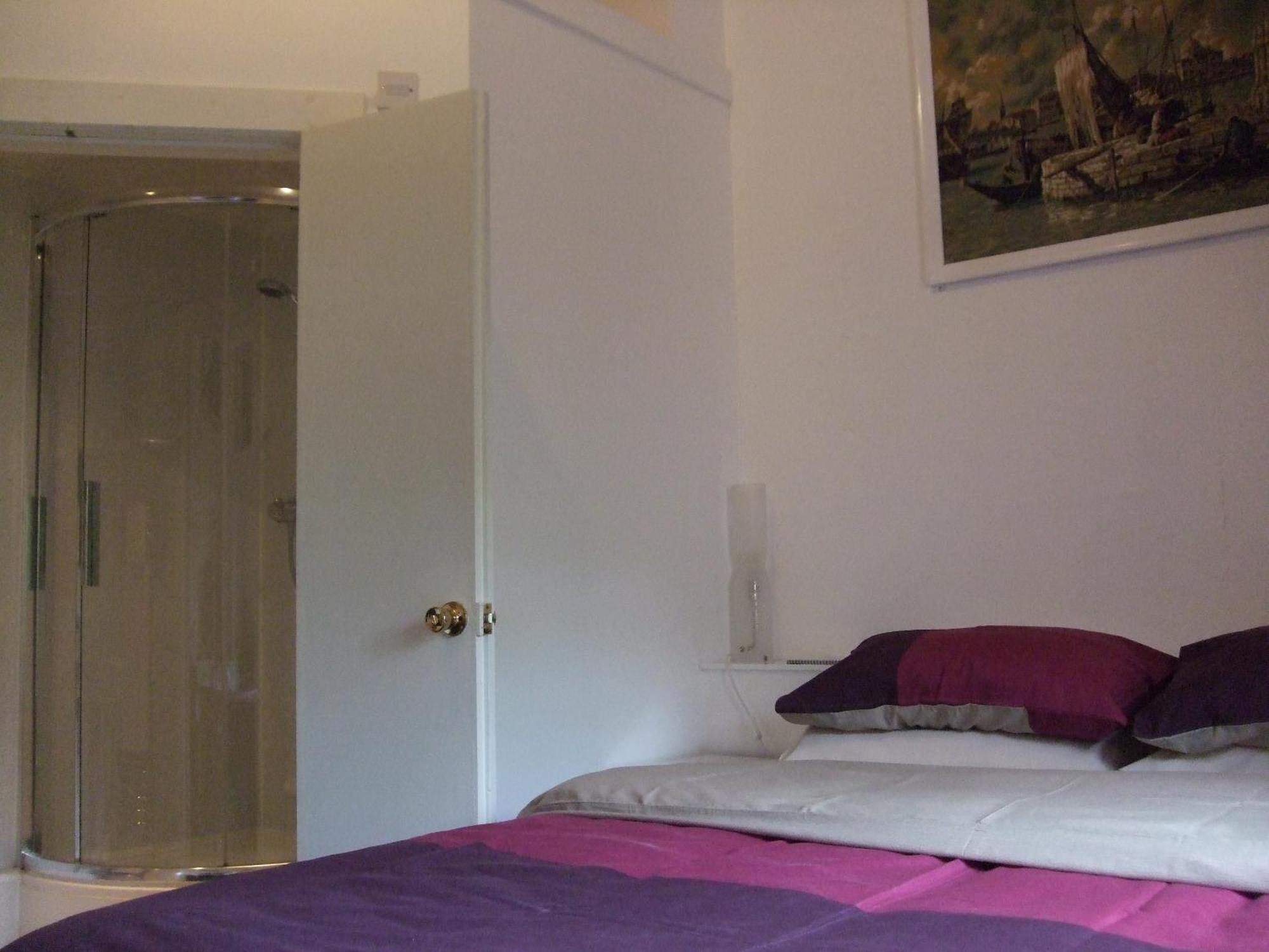 Swan Lake Bed & Breakfast