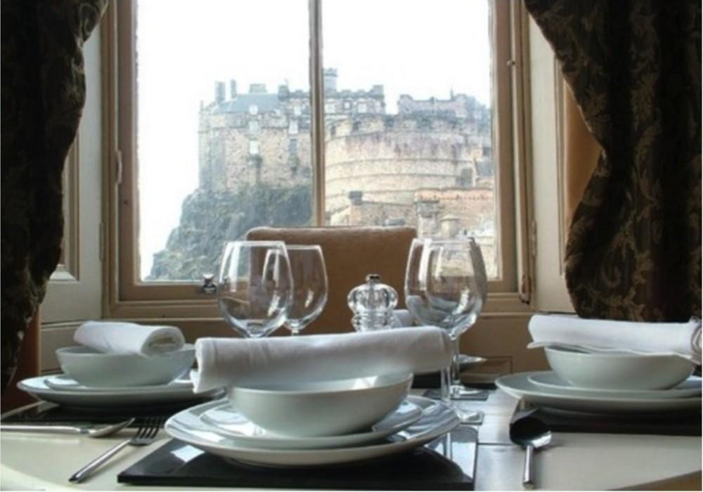 The Castle Esplanade Apartment EDI