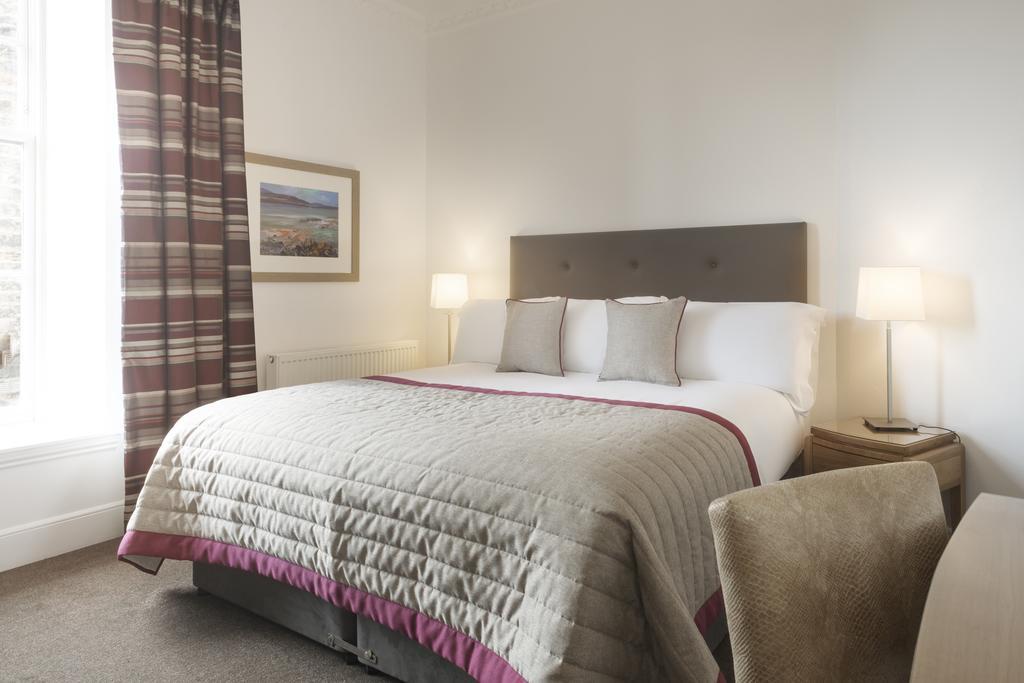 Fountain Court - Royal Garden 4* Edinburgh