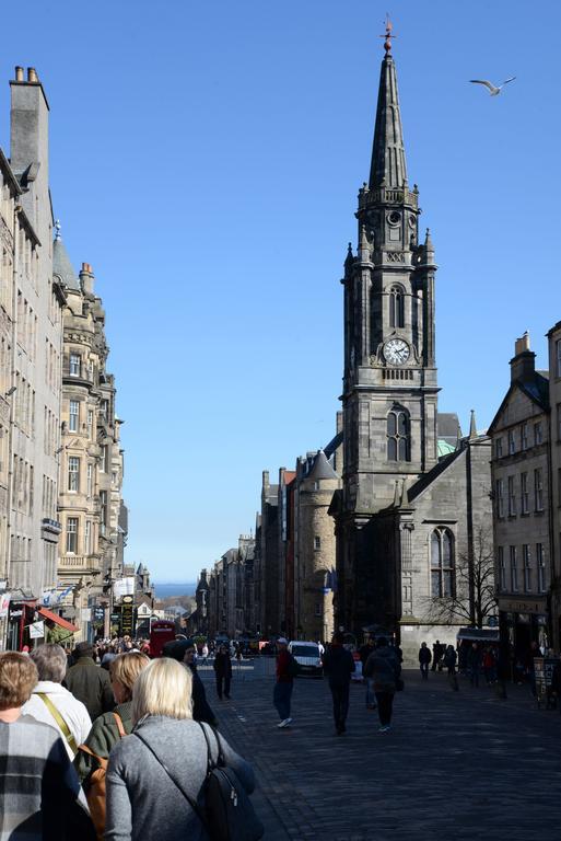 Pitt Street Beautiful Spacious Free Parking And Free Sanitizer EDI