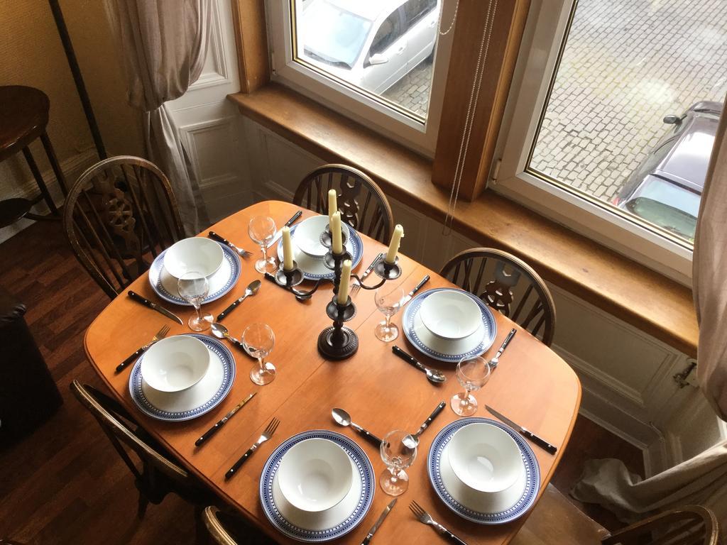 Pitt Street Beautiful Spacious Free Parking And Free Sanitizer Apartment EDI