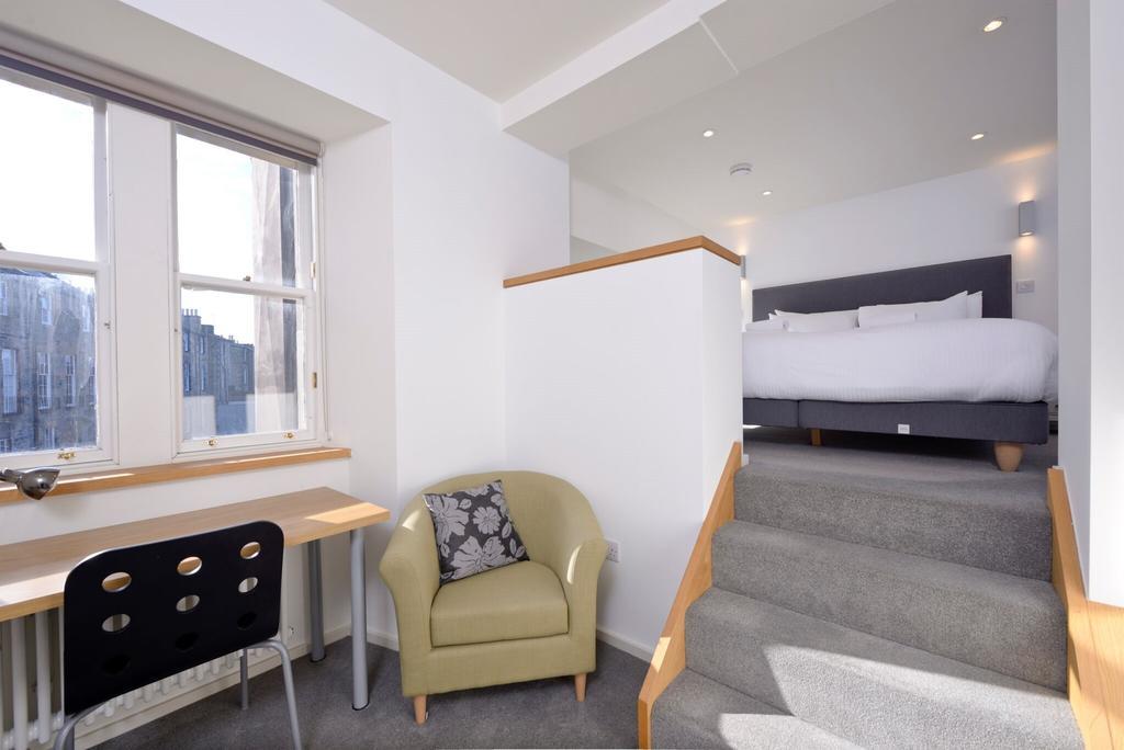 Apartment Destiny Scotland - Broughton St Lofts Edinburgh