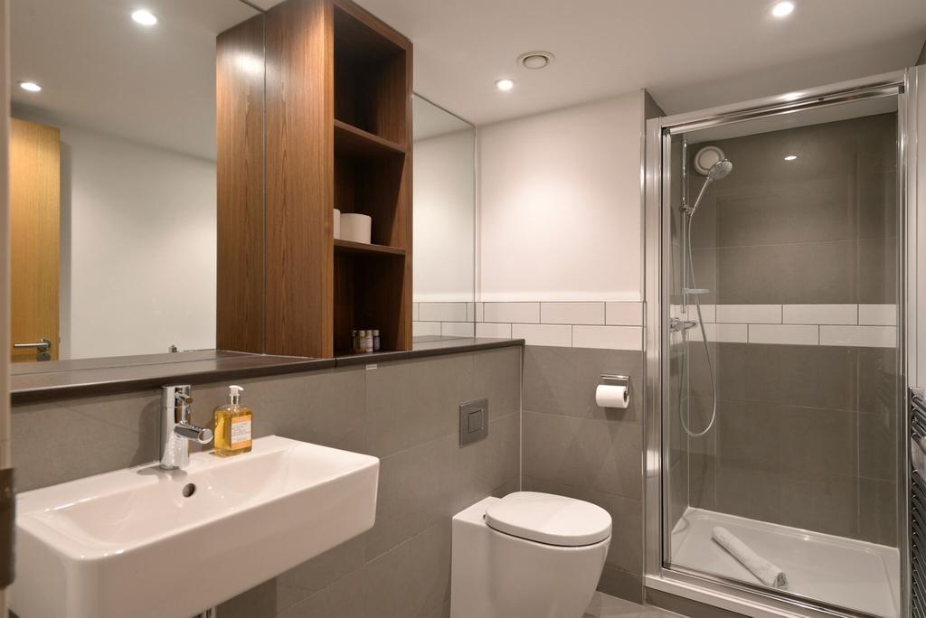 Destiny Scotland - Broughton St Lofts Apartment Edinburgh