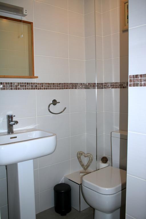 Dalmore Bed & Breakfast Edinburgh