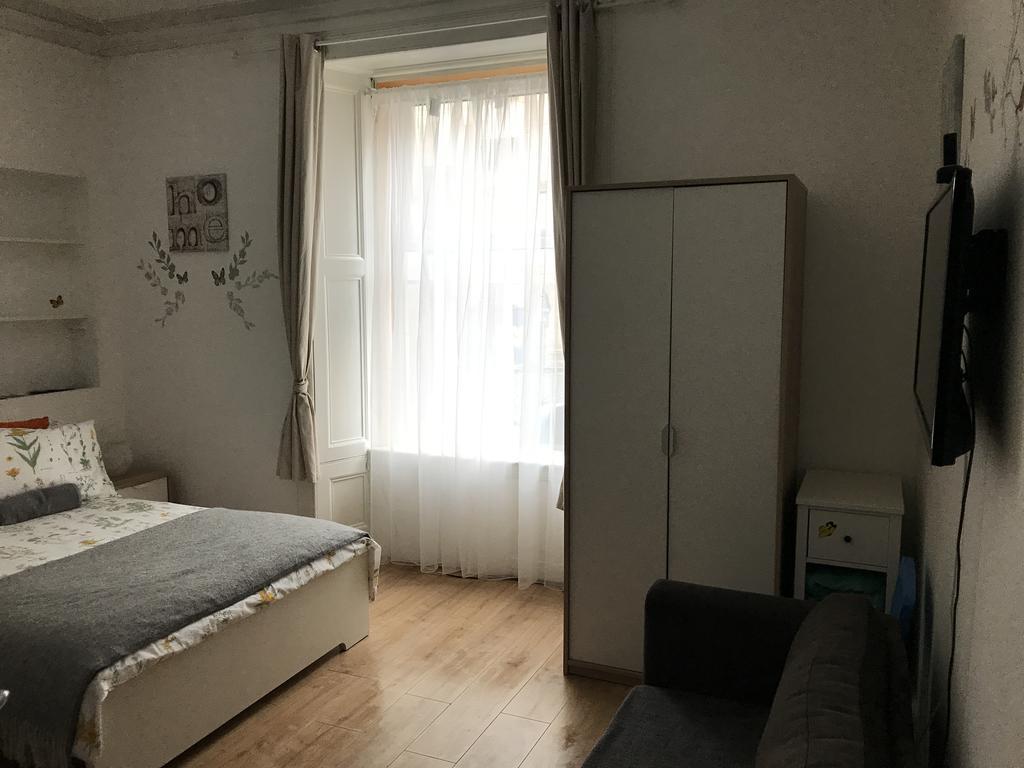 Central Apartment *