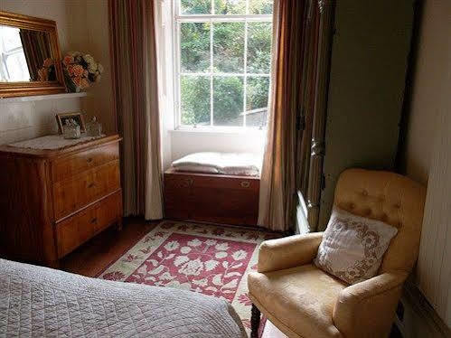 Carlton Twelve 3* Edinburgh