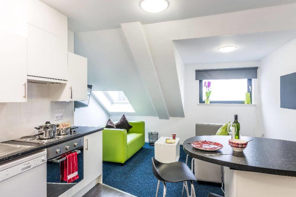 Destiny Student - Shrubhill