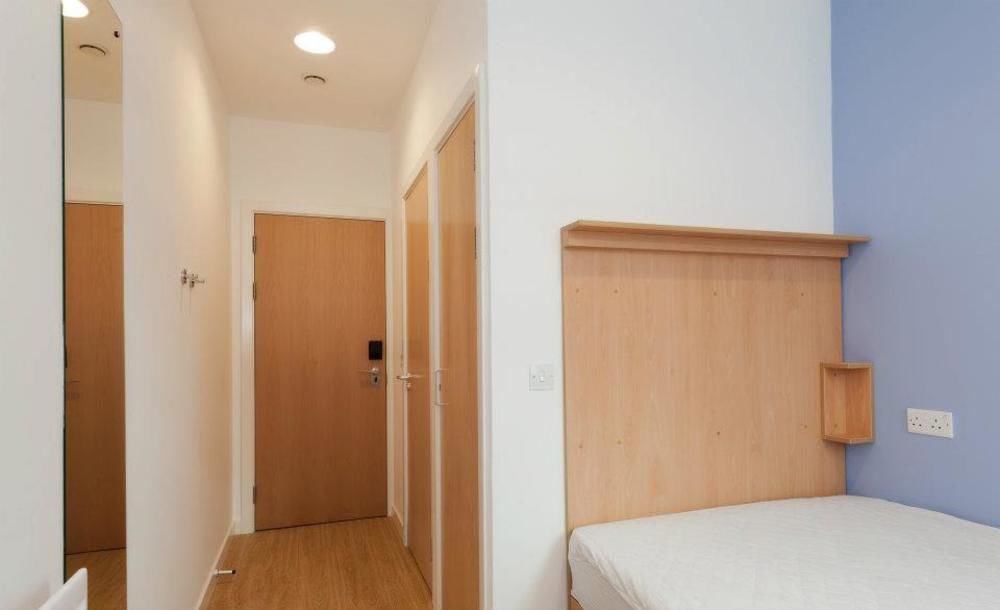 Destiny Student - Cowgate Apartment