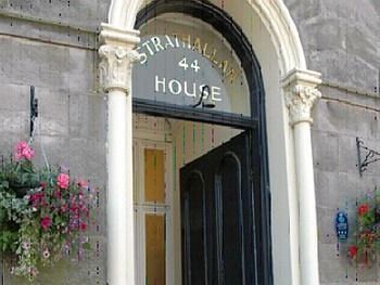Strathallan Hotel 3*