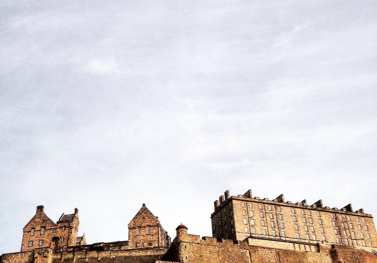 Castle @ The Address Apartment *