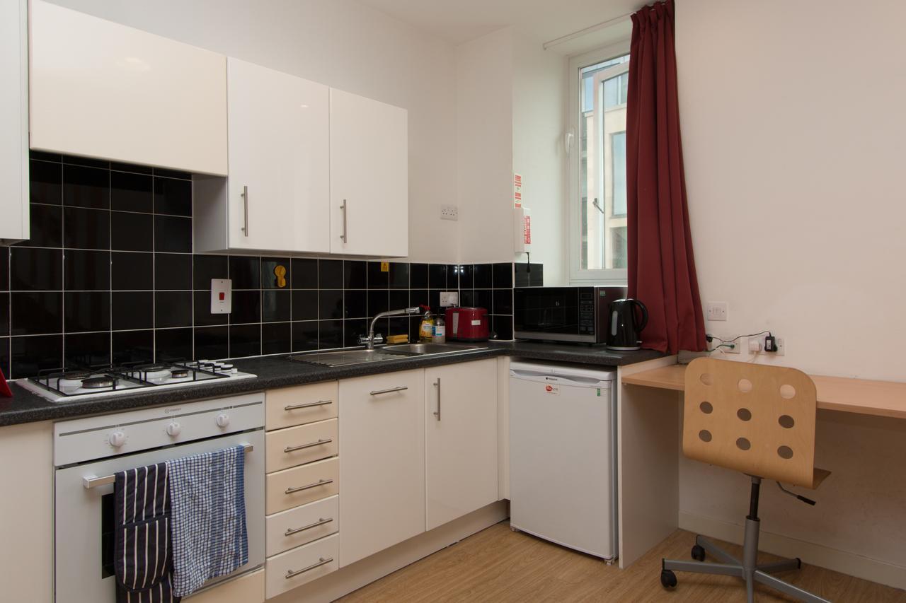 Destiny Student - Cowgate Apartment *