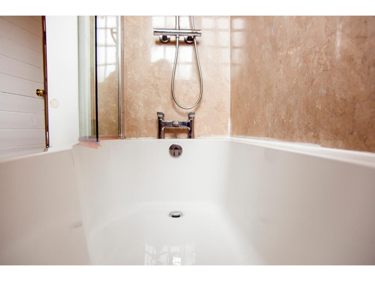 Apartment Historic Dean Village Treasure, Sleeps 4 EDI