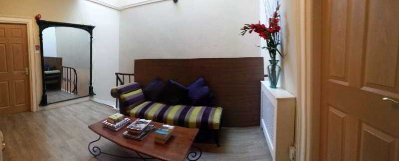 Townhouse 3*