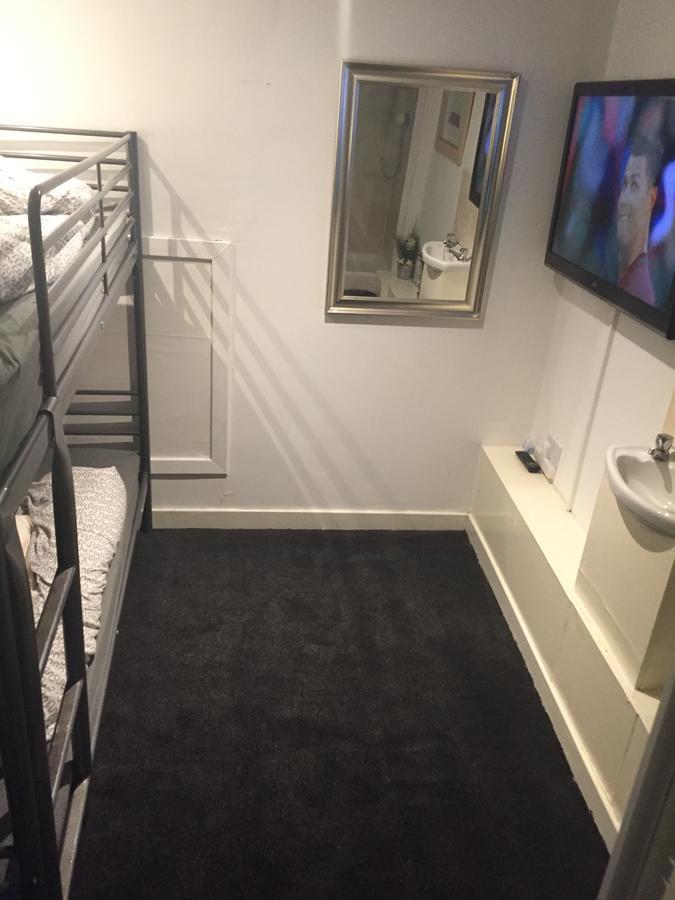 Bobby's Bunkhouse Hostel
