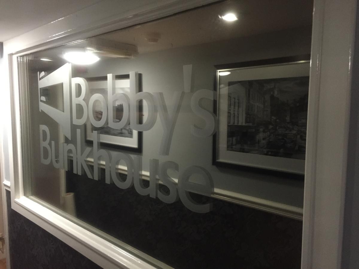 Bobby's Bunkhouse Hostel *