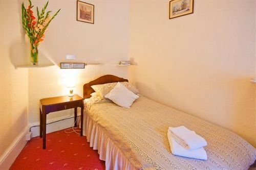 Halcyon House 3* Edinburgh