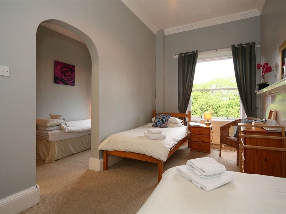 Halcyon House 3* Edinburgh