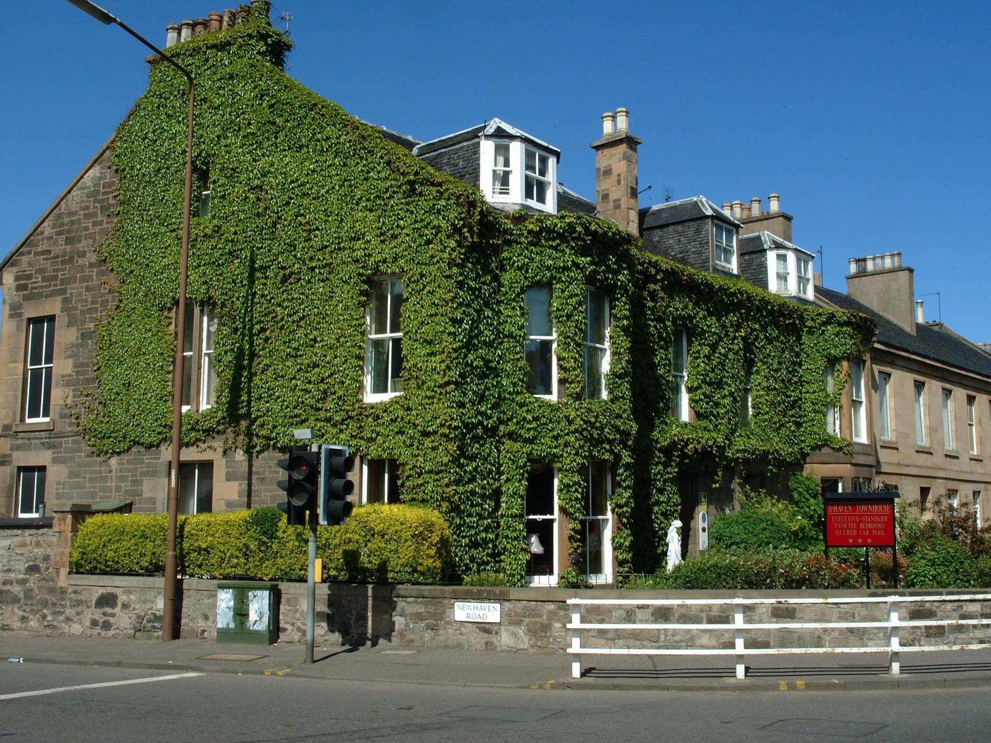 A-haven Townhouse 3* EDI