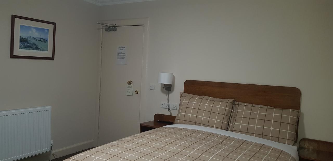 Mayfair House 2*