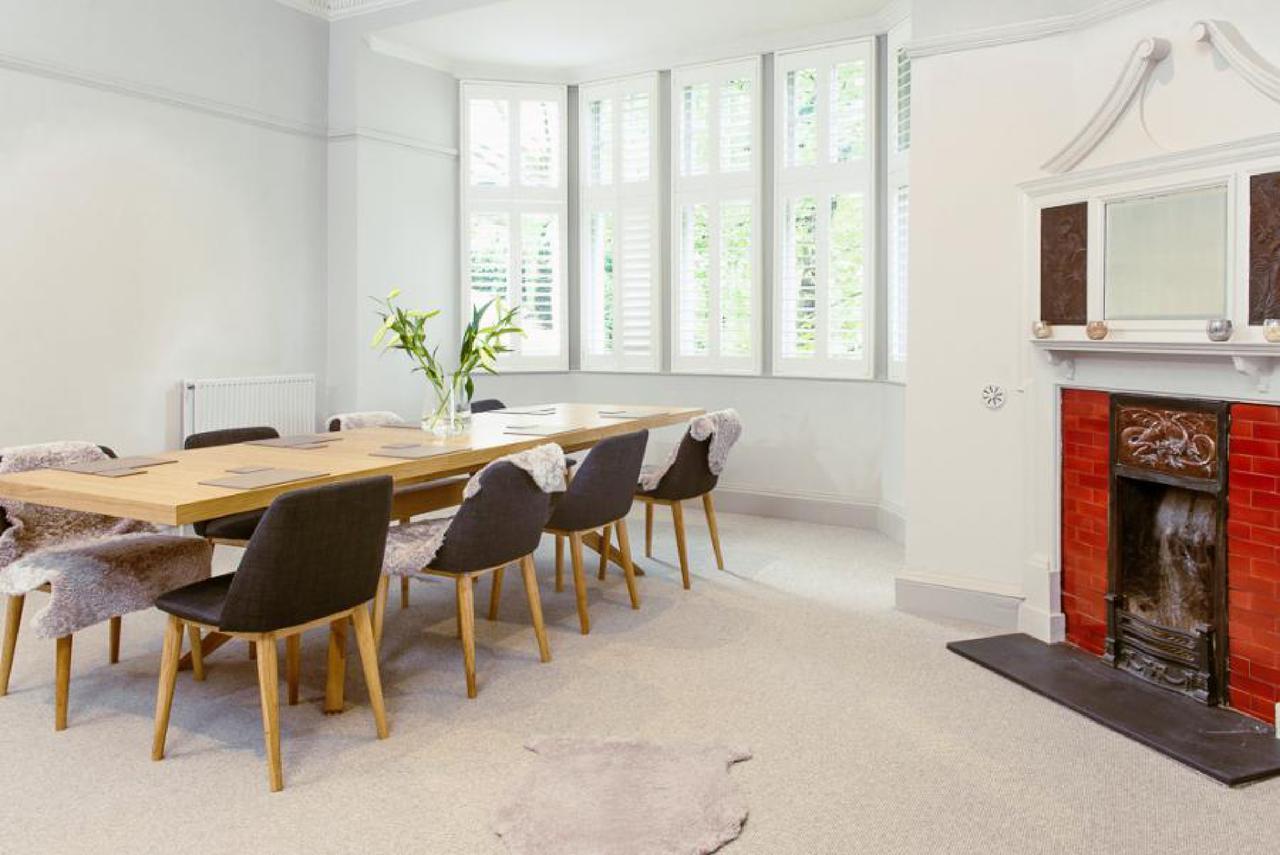 Ramsay Gardens - Grand 4-bedroom Next To Castle * EDI