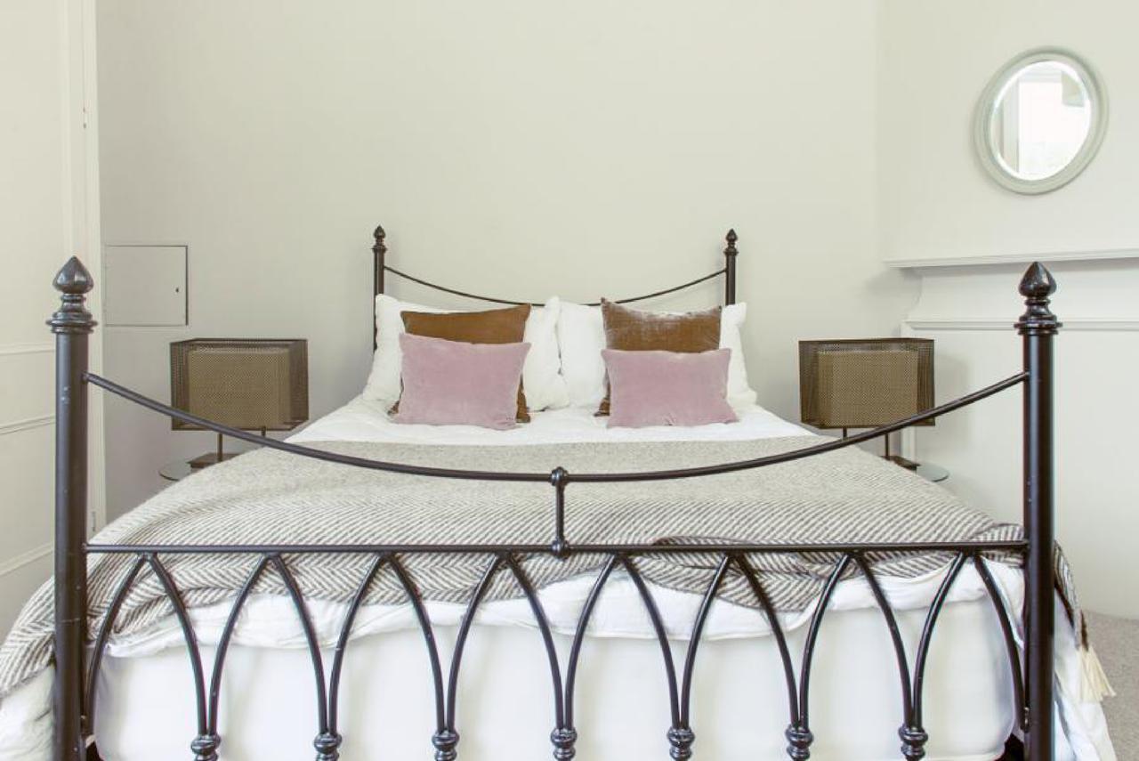Ramsay Gardens - Grand 4-bedroom Next To Castle * EDI