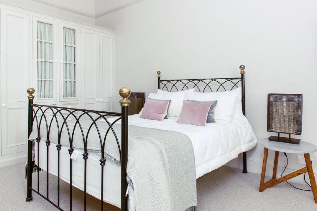 Ramsay Gardens - Grand 4-bedroom Next To Castle *