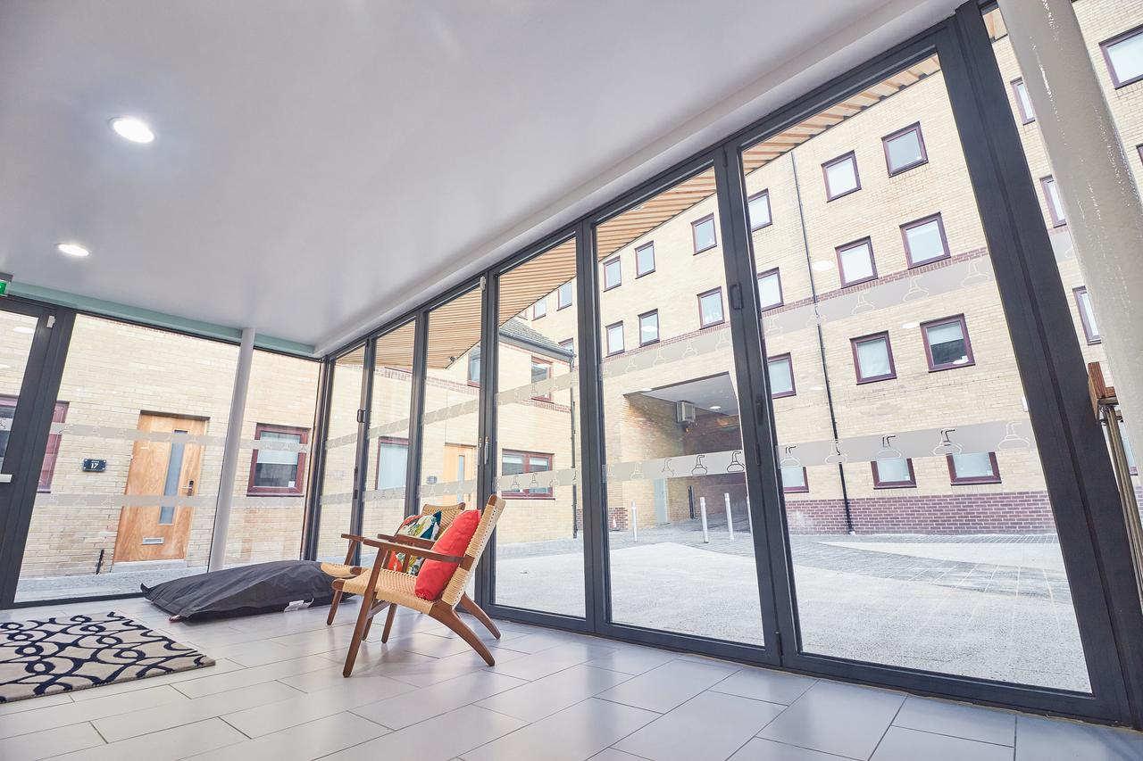 Destiny Student - Meadow Court * EDI