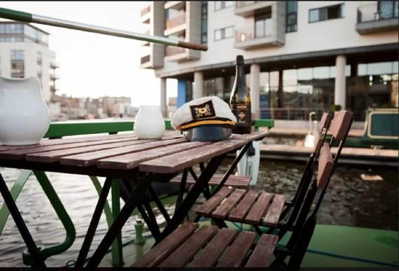 Botel - Houseboats Edinburgh