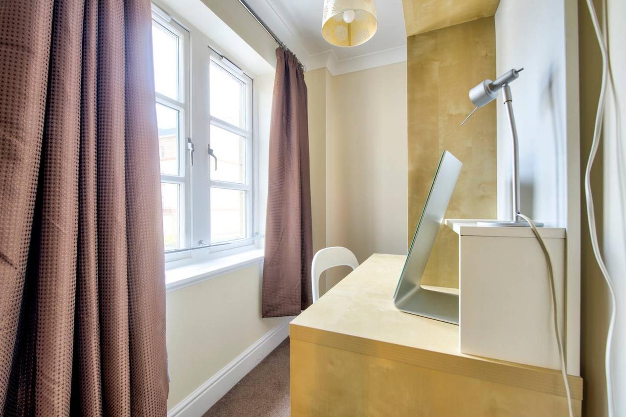 Altido Lovely 3br Townhouse With Free Parking And Balcony * Edinburgh