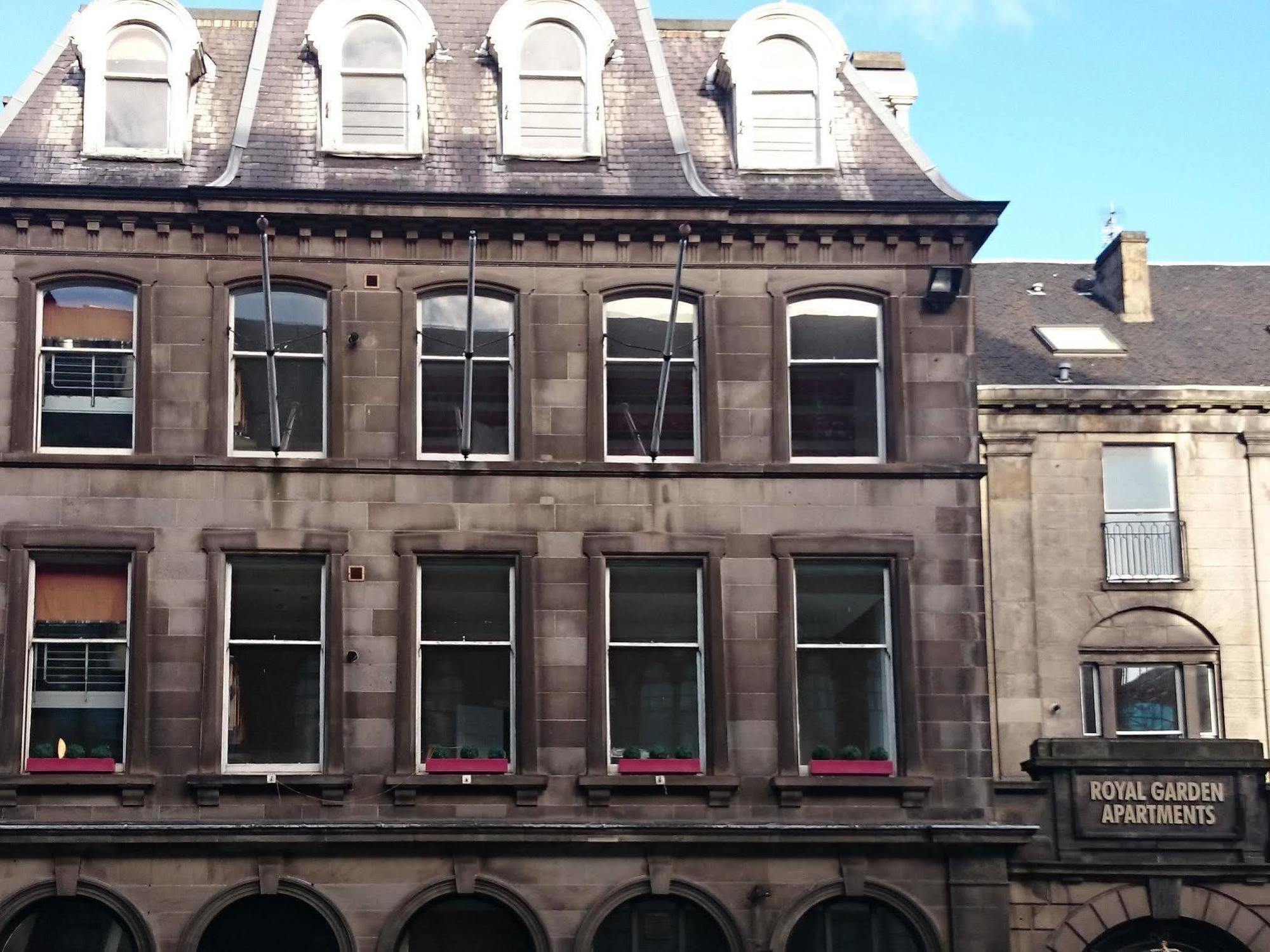 Fountain Court - Royal Garden 4* Edinburgh