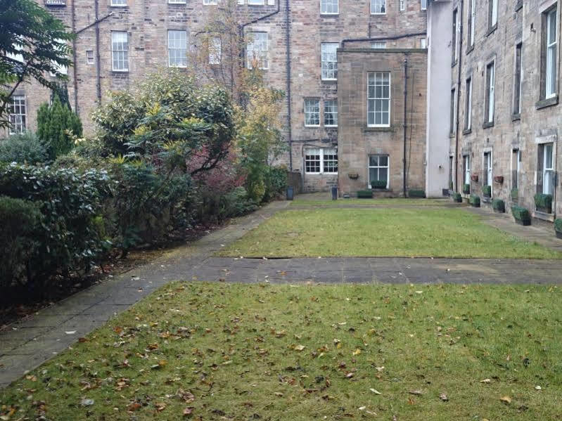 Fountain Court - Royal Garden Aparthotel Edinburgh