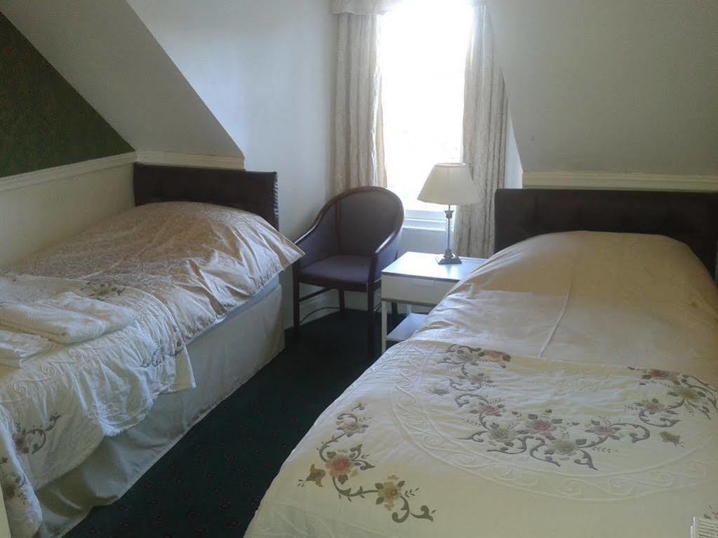 Capital House 3*