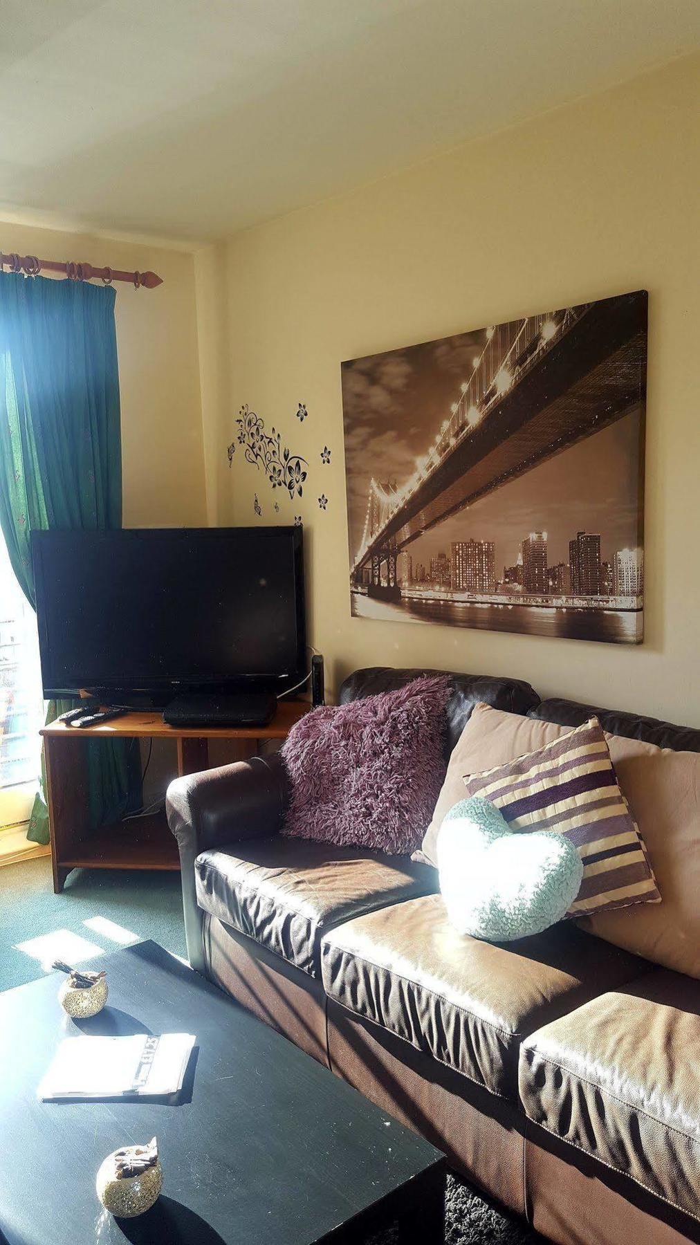 Center Coady Sleeps 5 Free Car Park Space