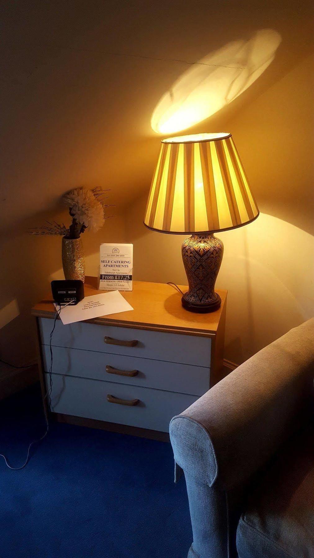 Tony Asga - Tony's Heart Of Centre Sleeps 2 Apartment Edinburgh