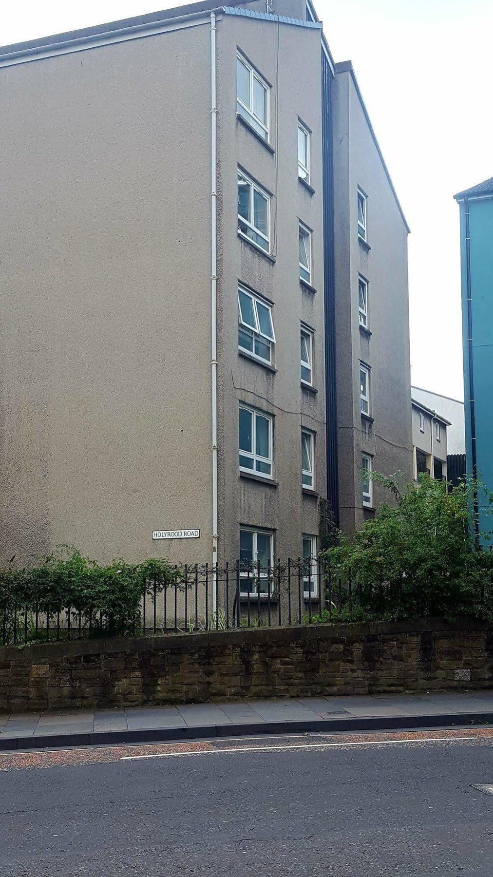 Sakina Apartment *