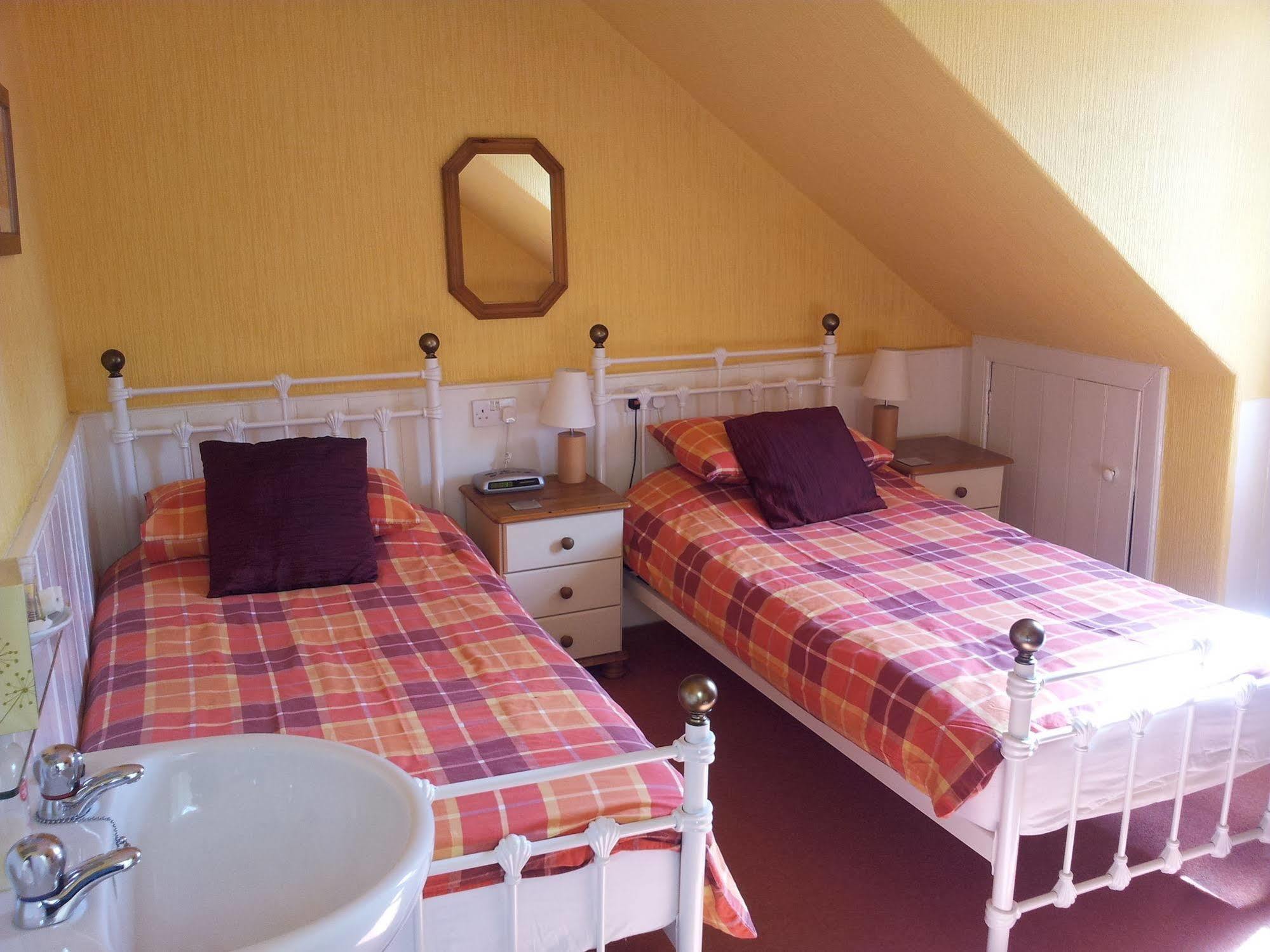 Guest house Mackenzie 3*