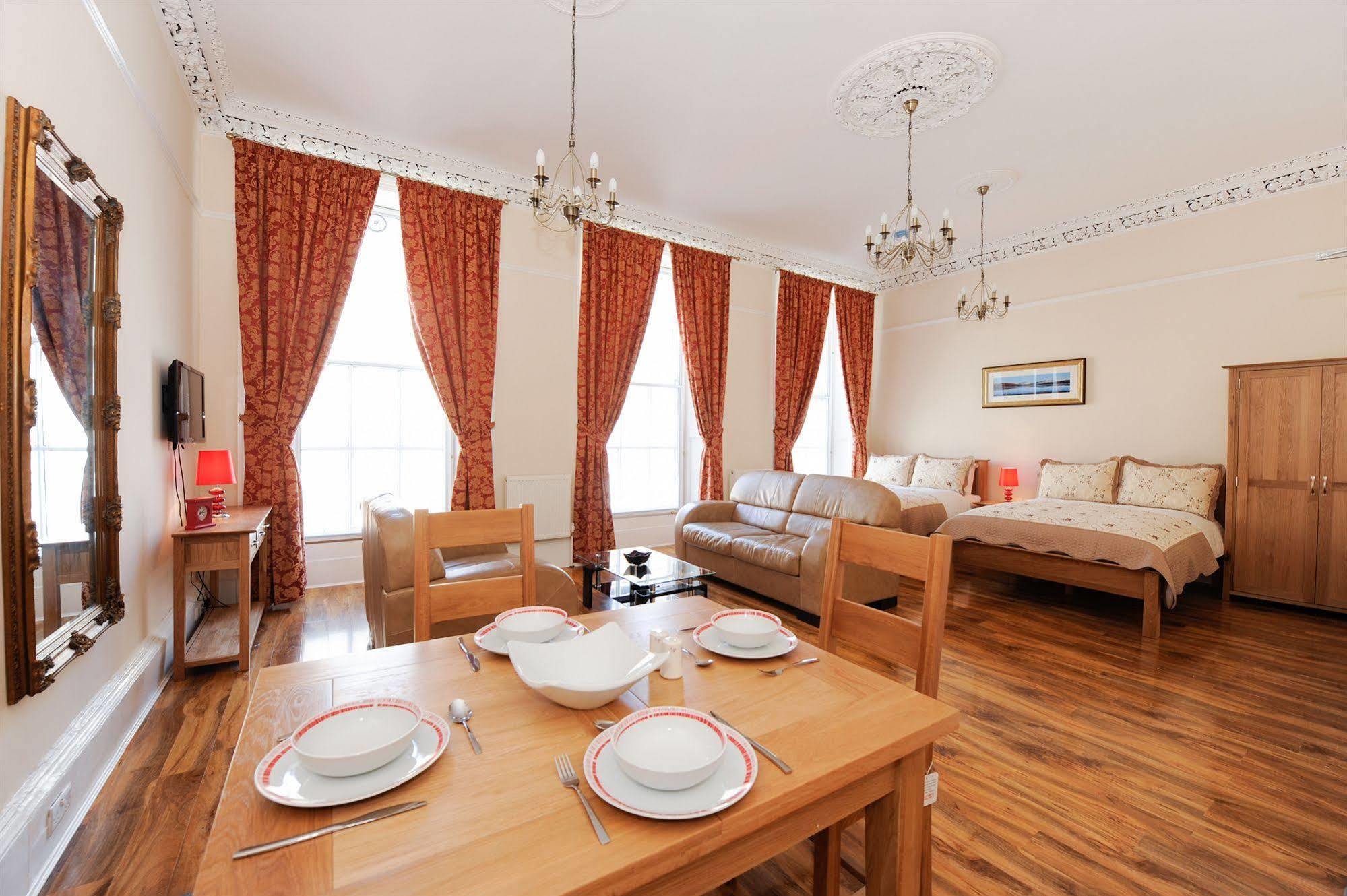 Aparthotel Edinburgh City Suites