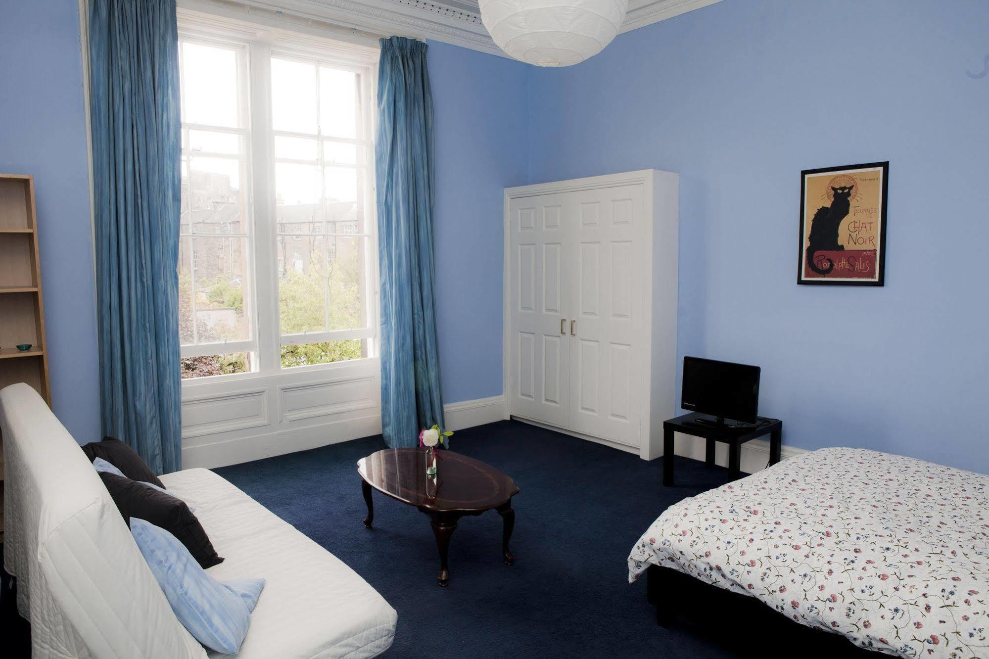 Palace Residential Lets Apartment Edinburgh