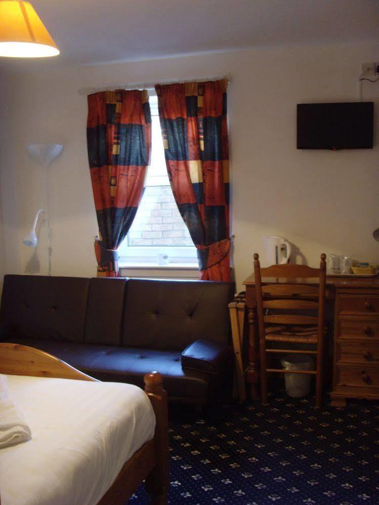 Twin Lions Hotel EDI