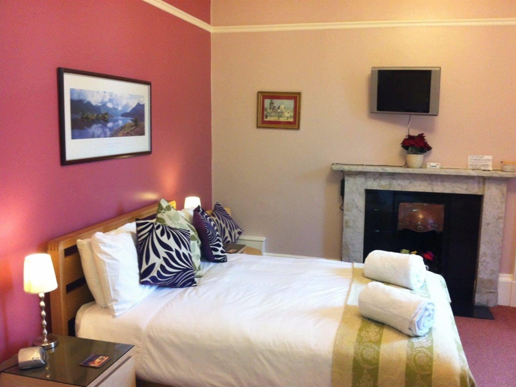 Bonnington Hotel