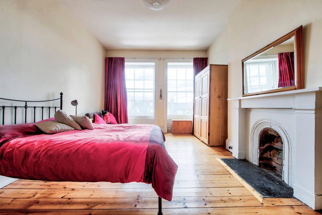 Altido Spacious & Elegant Apt By St Andrew Square W View