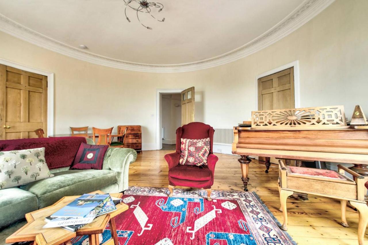 Altido Spacious & Elegant Apt By St Andrew Square W View * Edinburgh
