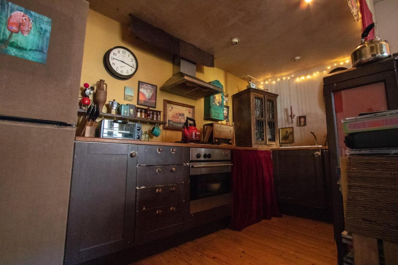 1 Bedroom Flat In The Centre Apartment *