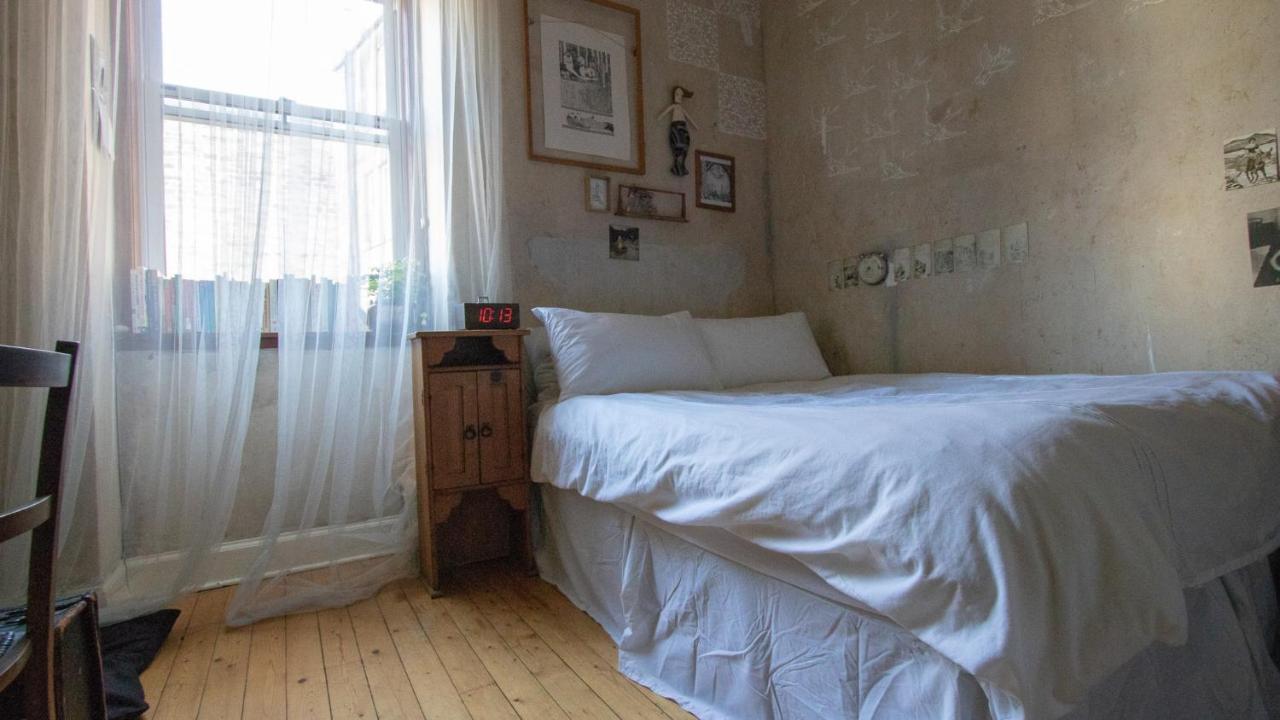 1 Bedroom Flat In The Centre