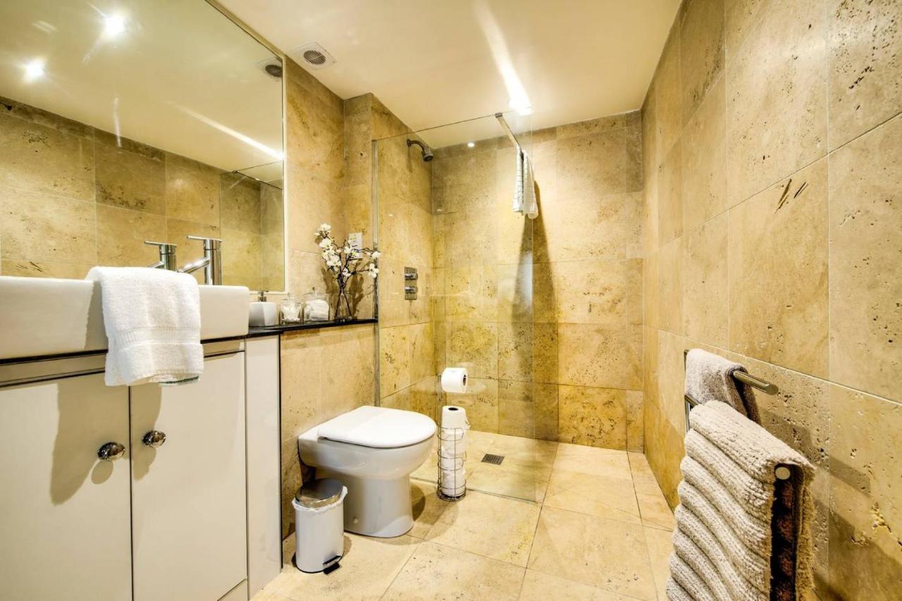Altido Stunning And Modern 3bedroom Mews House With Parking