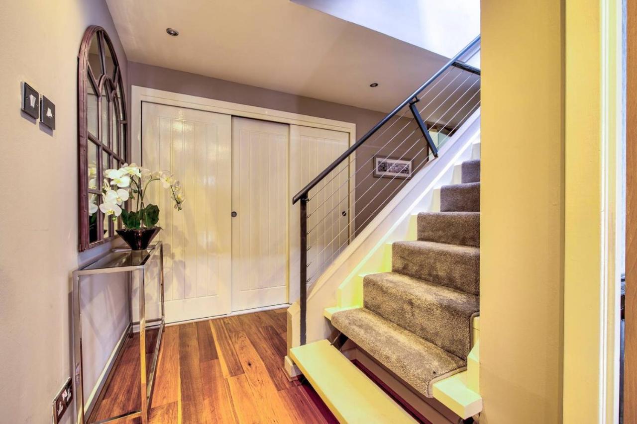 Altido Stunning And Modern 3bedroom Mews House With Parking Holiday home