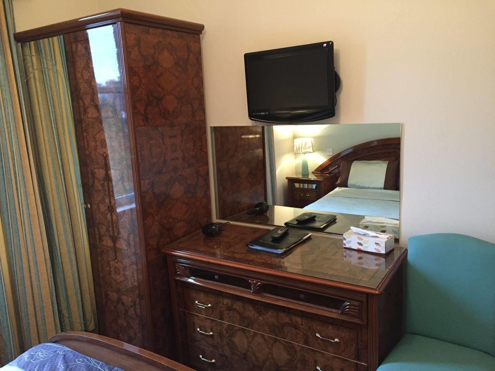 Allison House 16