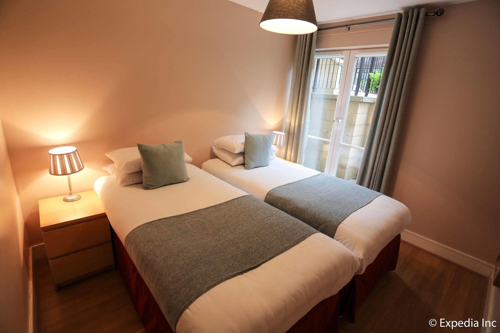 Playhouse Apartment *