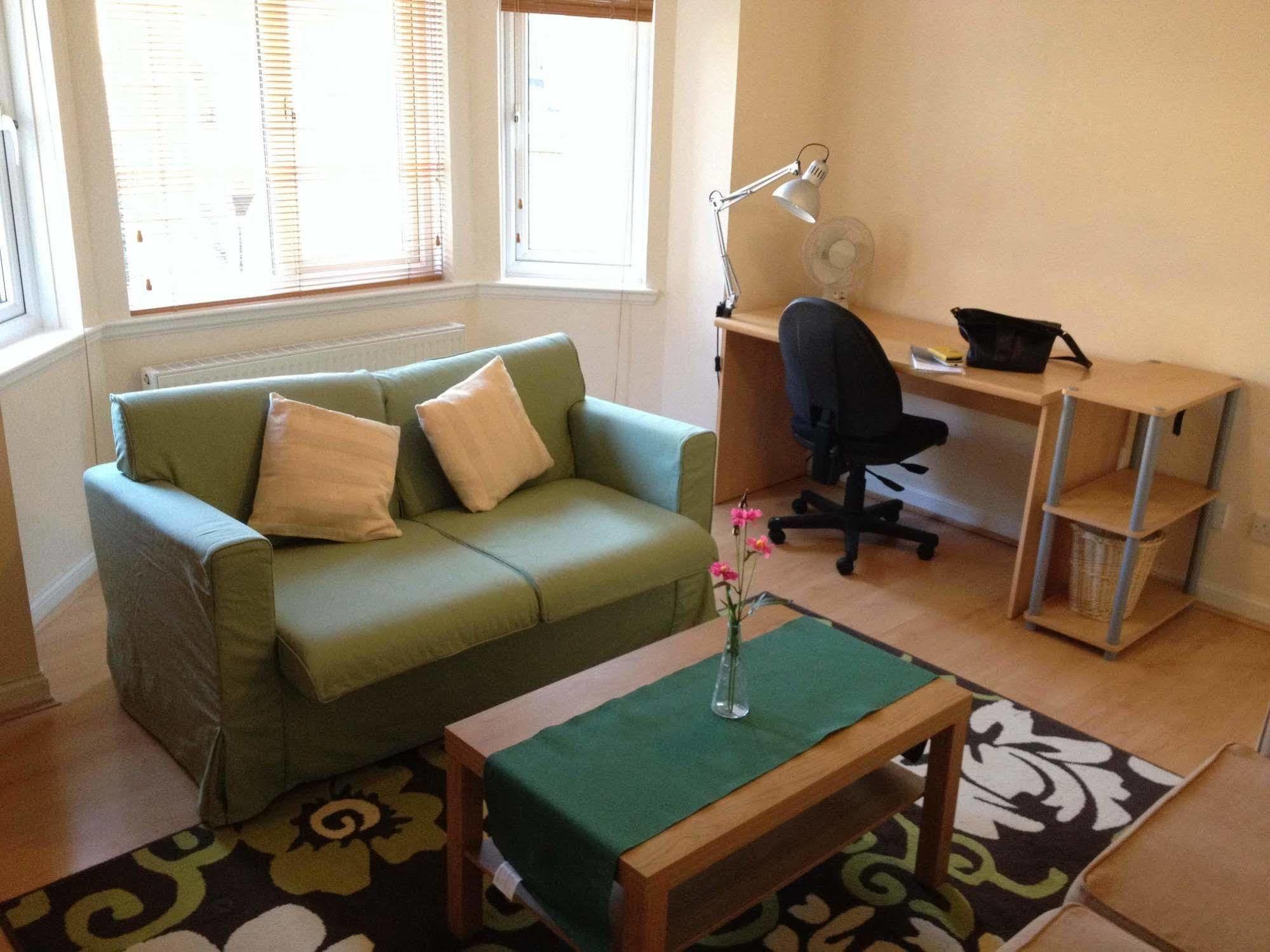 Hotel Grosvenor Gardens 4*